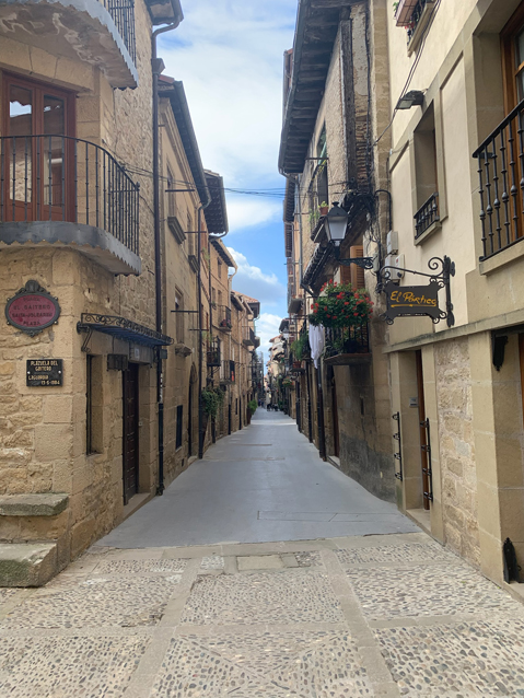 <h2>The Best of Northern Spain Escorted 2022</h2> 8 Nights | 4 Rounds | May 19 – 27